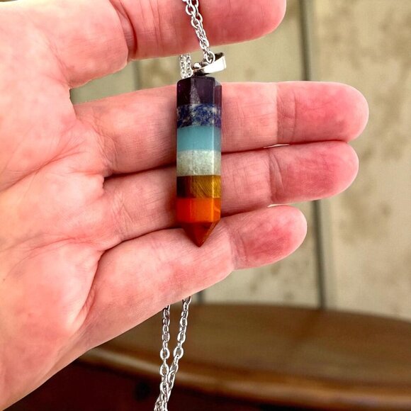 7 Chakra Stone Bullet Point Necklace NWT - Picture 2 of 10